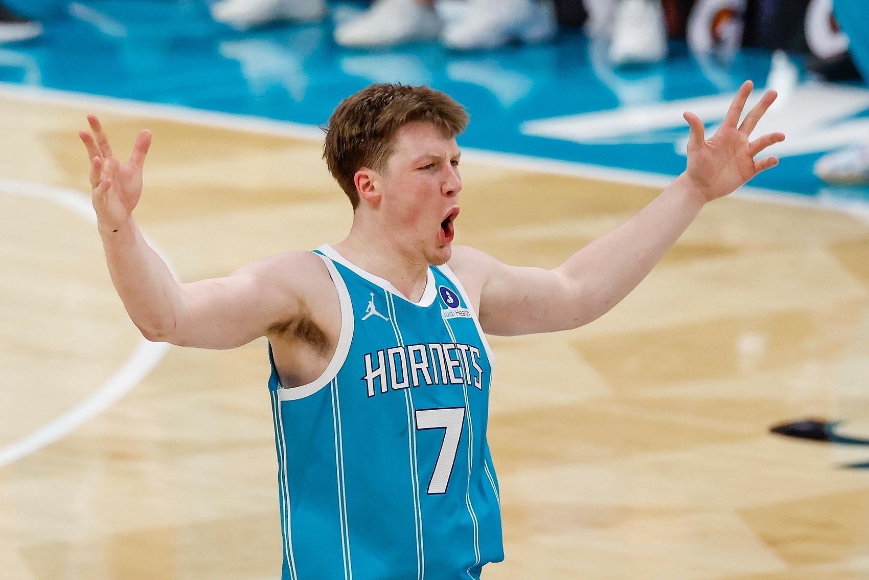 广发APP下载-麦坎茨：克尼佩尔像克莱 但他的组织能力和控球要更好一些